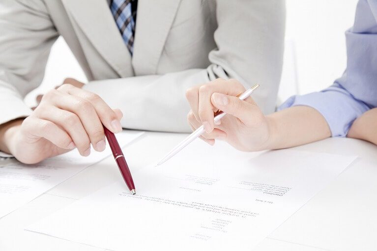 ヒアリングの結果に基づき、お見積書をご提示させていただきます（面談または訪問による）。